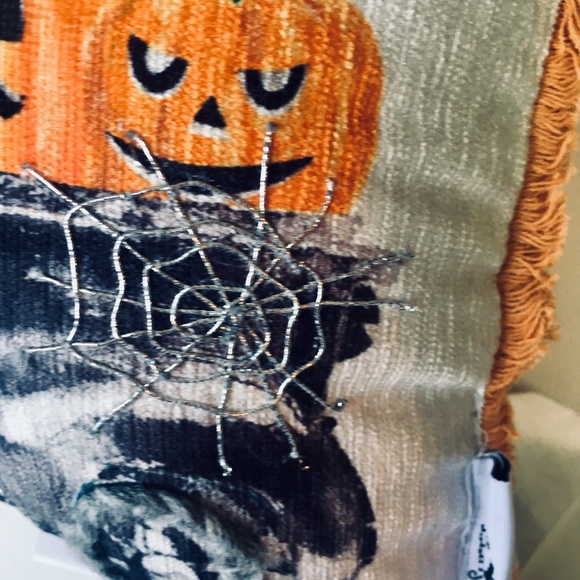 Haunted Truck Skeleton Carrying Evil JOL Pillow - Picture 7 of 13